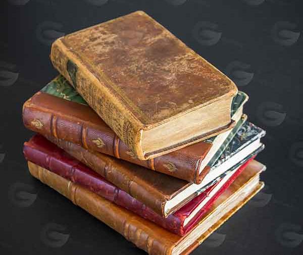 عکس جلد کتاب قدیمی