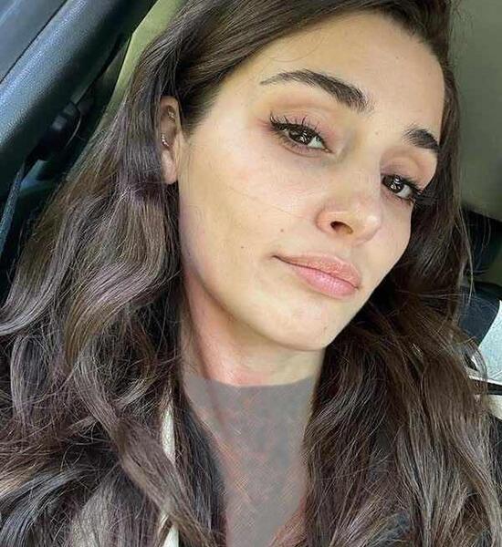 عکس هانده ارچل با گریه
