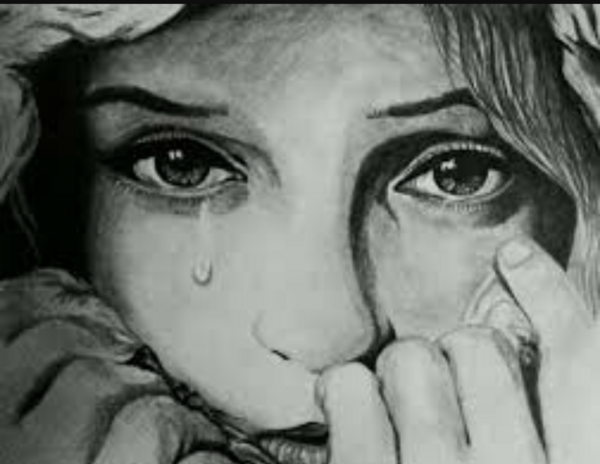 عکس گریه دختر نقاشی