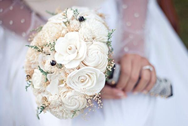 عکس دسته گل عروس رز سفید