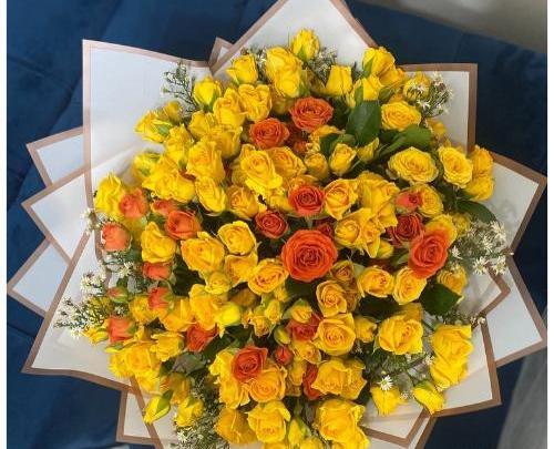 عکس گل رز زرد نارنجی