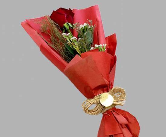 عکس تزیین گل رز تک شاخه