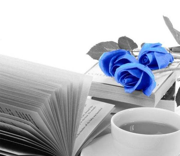 عکس کتاب با قهوه