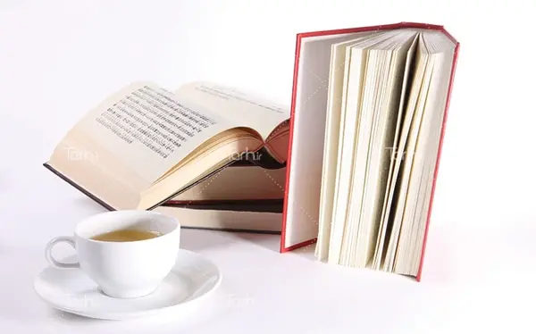 عکس کتاب و فنجان قهوه