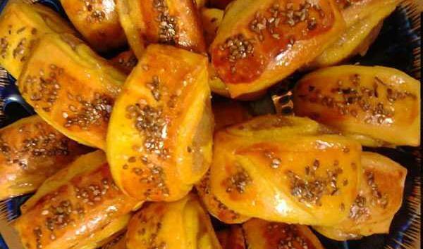 عکس کیک گل محمدی