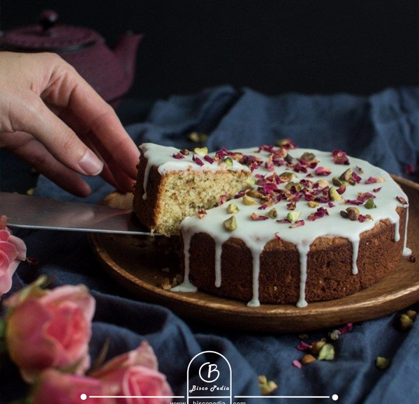 عکس کیک گل محمدی