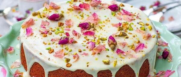 عکس کیک گل محمدی
