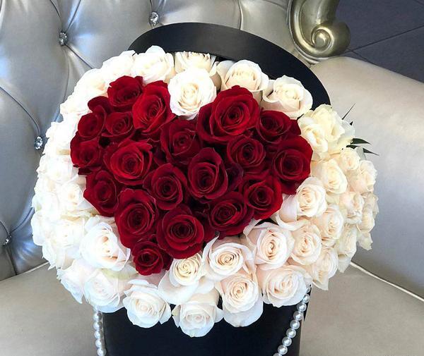 عکس کیک گل رز قرمز
