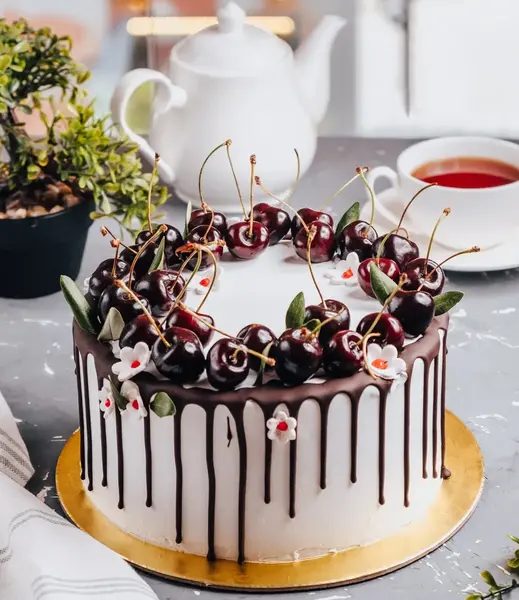 عکس کیک وانیلی خانگی