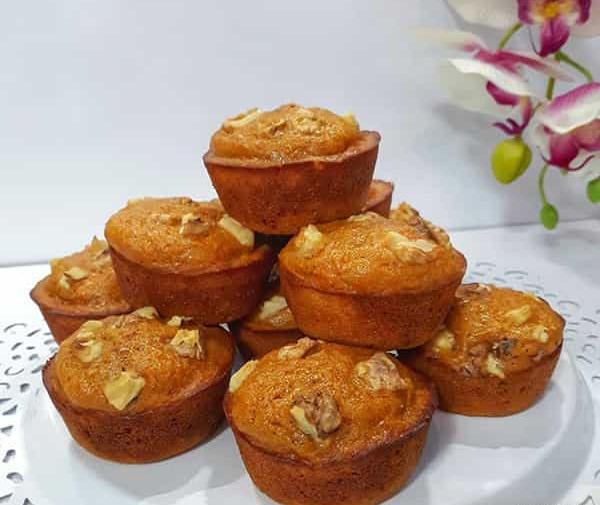 عکس کیک هویج گردو