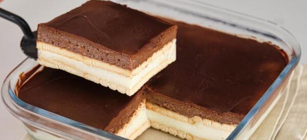 عکس کیک یخچالی خانگی