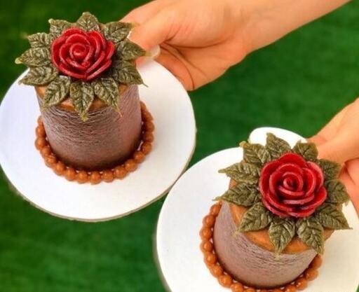 عکس مینی کیک لواشکی