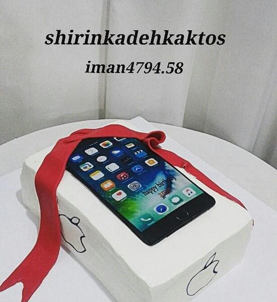 عکس کیک تولد گوشی آیفون