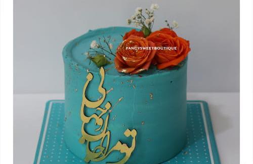 عکس کیک با تزیین گل رز خامه ای