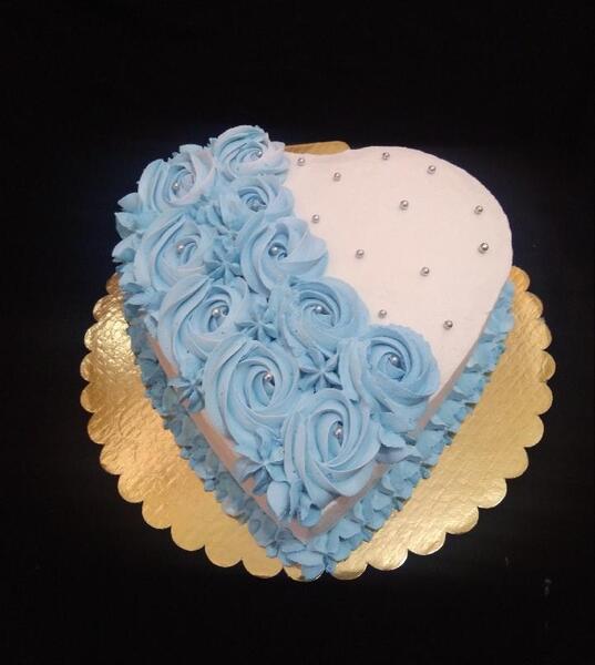 عکس کیک قلب ساده