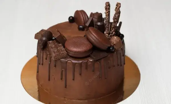 عکس کیک شکلاتی تولد دخترانه