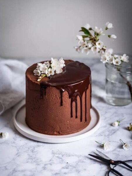 عکس کیک سالگرد ازدواج شکلاتی