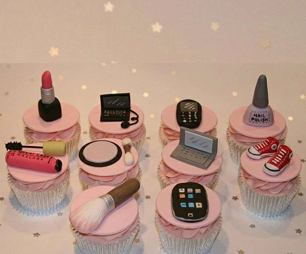عکس کیک روز دختر ۱۴۰۳