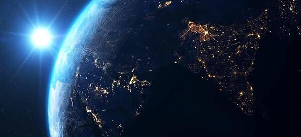 دانلود عکس کره زمین با کیفیت بالا