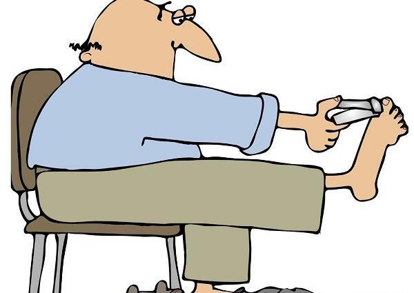 عکس کارتونی ناخن گرفتن