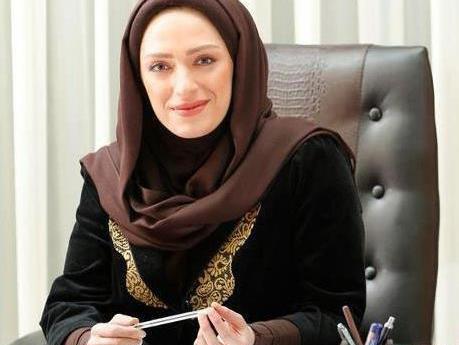 عکس کارتونی خانم وکیل