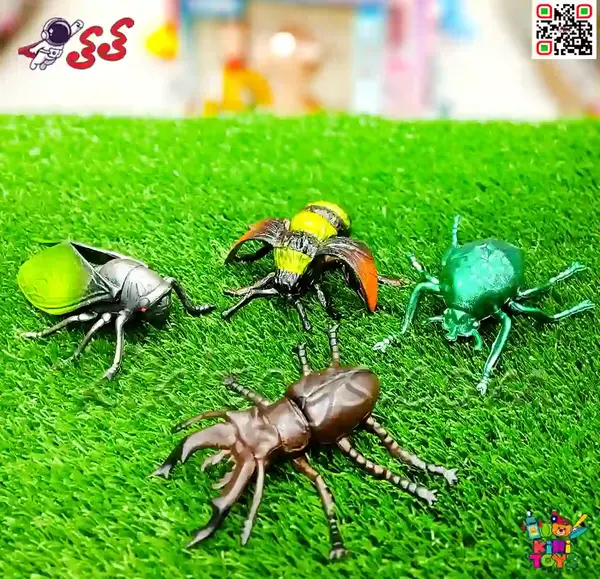 عکس انواع حشرات کارتونی