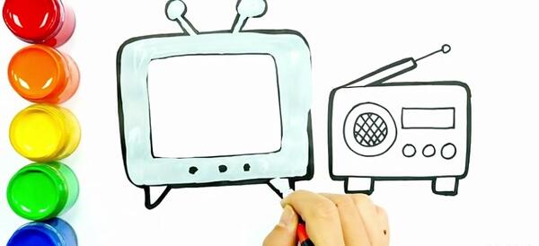 عکس کارتونی تماشای تلویزیون