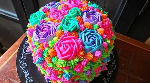 عکس کیک تولد برای مادر جان