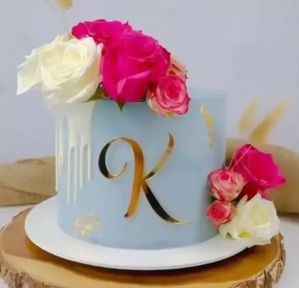 عکس کیک تولد با حروف انگلیسی