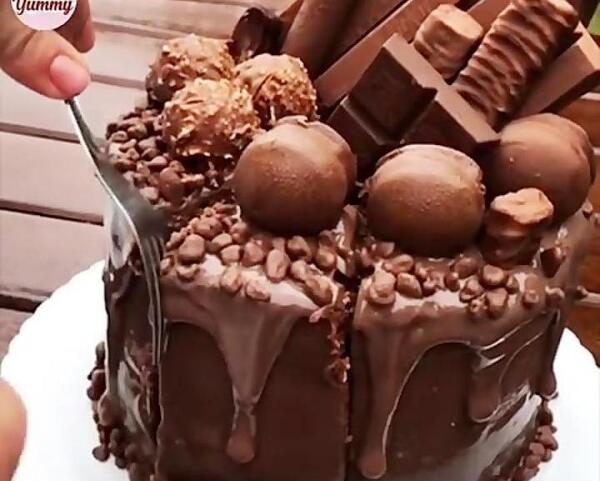 عکس کیک تولد خوشگل کاکائویی