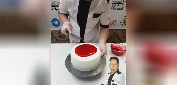 عکس کیک تولد با تزیین ژله بریلو