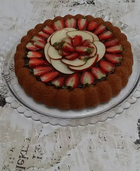 عکس کیک تولد ساده و شیک خانگی