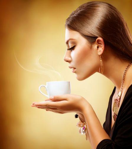 عکس از نوشیدن قهوه
