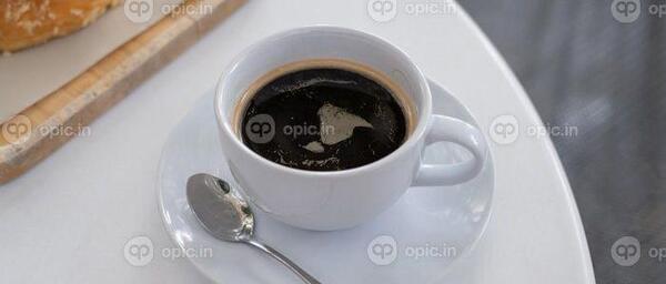 عکس از فنجان قهوه