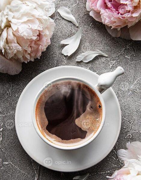 عکس فنجان قهوه و گل