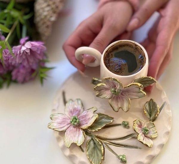 عکس فنجان قهوه و گل