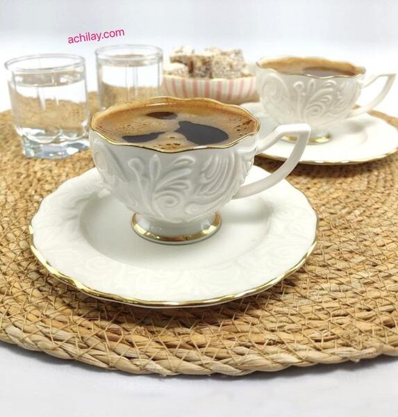 عکس فنجان قهوه و گل