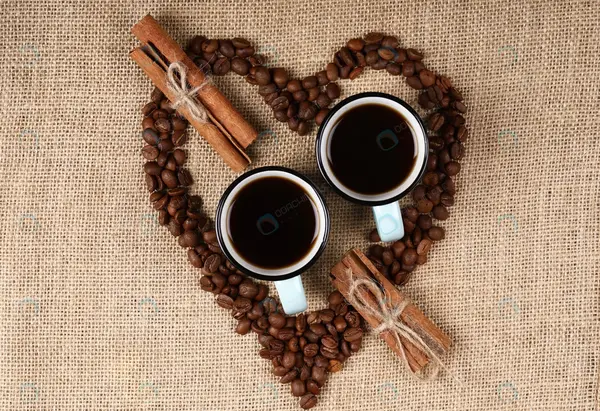 عکس قهوه به شکل قلب