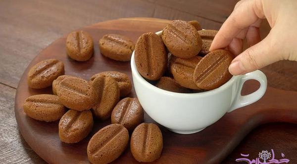 عکس شیرینی قهوه ای