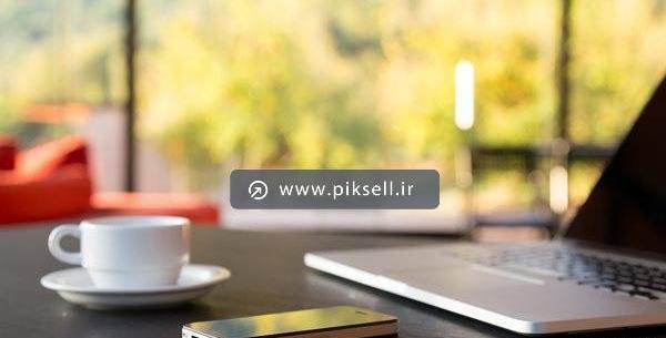 عکس قهوه روی میزکار