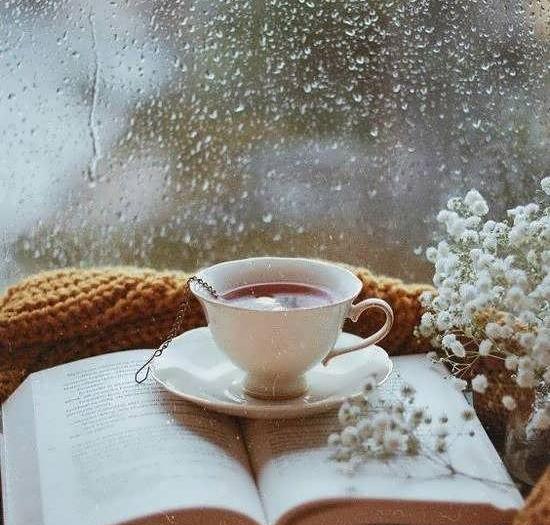 عکس پروفایل کتاب با قهوه