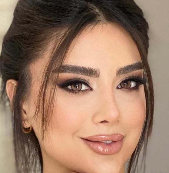 عکس لنز قهوه ای روشن