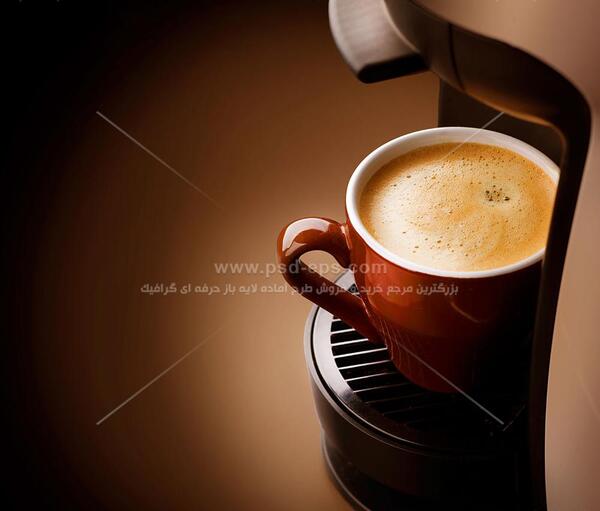 عکس لیوان قهوه در کافه