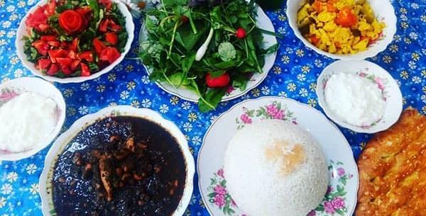 طرز تهیه قورمه سبزی با عکس