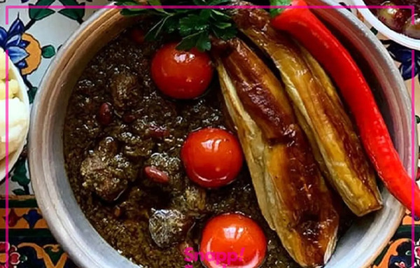 طرز تهیه قورمه سبزی با عکس