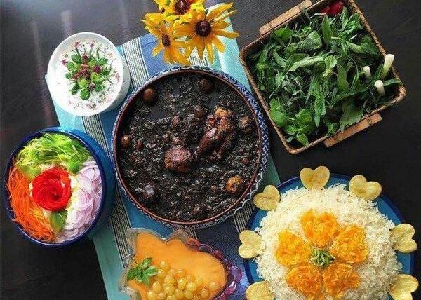 طرز تهیه قورمه سبزی همراه با عکس