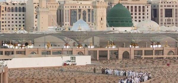 عکس قبرستان بقیع قبل از تخریب