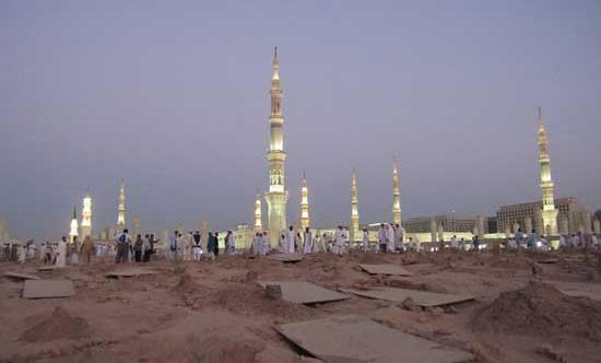 عکس قبرستان بقیع جدید
