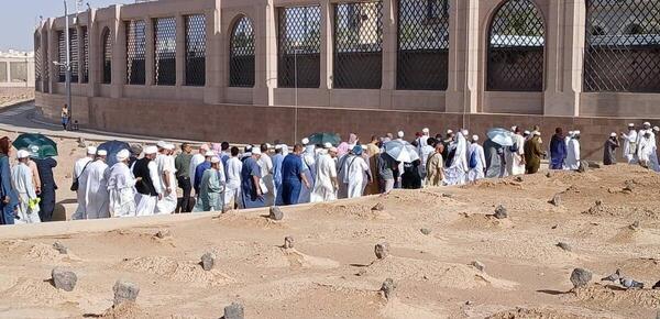 عکس قبرستان بقیع جدید