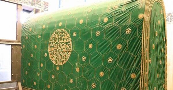 عکس واقعی قبر حضرت ادم